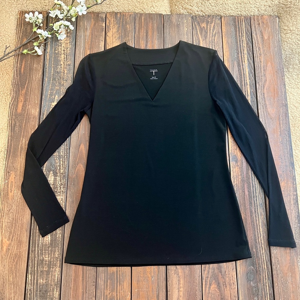 Tahar Black Top